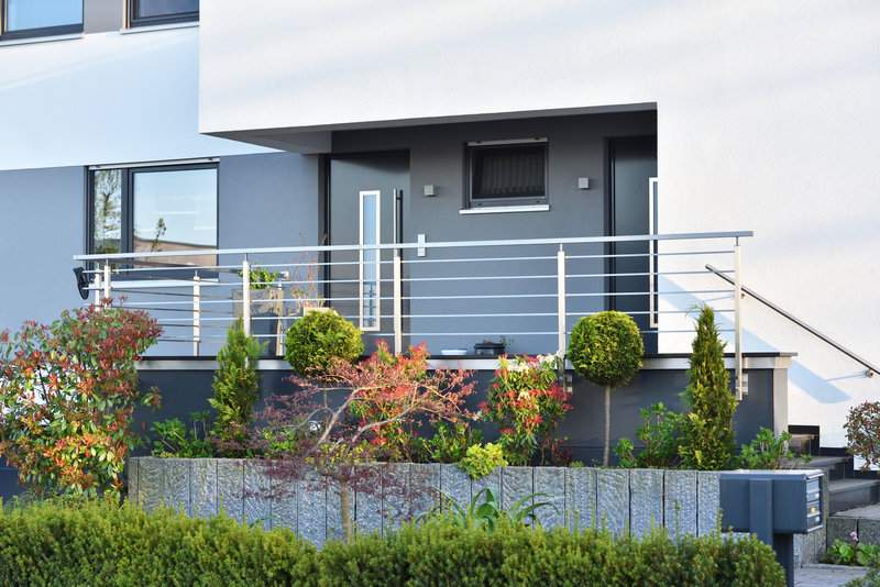 二手毛坯房与新房的比较分析