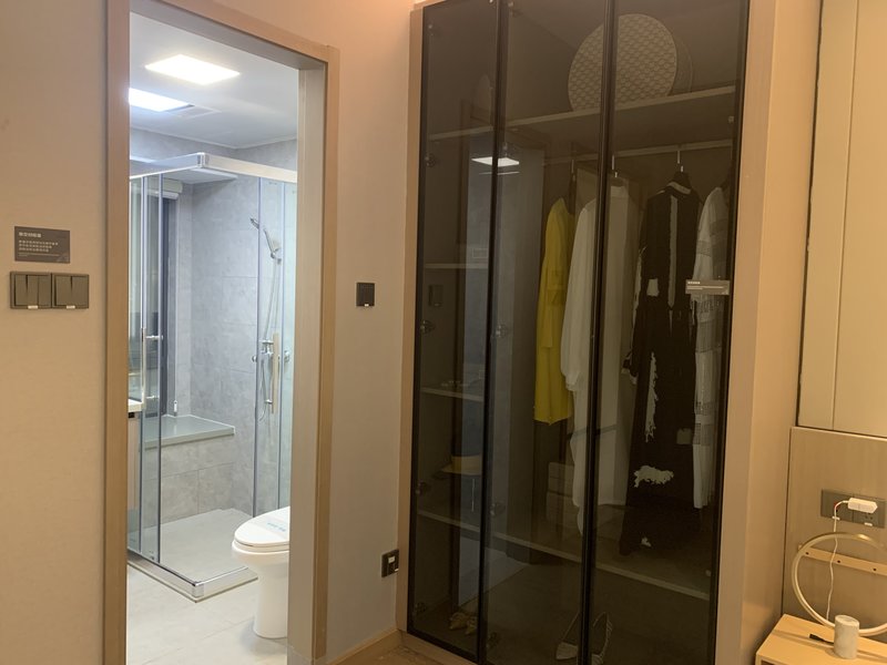 衣柜和衣帽间究竟谁才是收纳之王？真相让人意想不到！