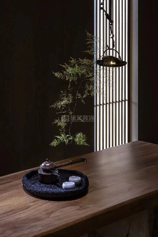把茶室“搬”到家中 |一间茶室,一隅宁静,装下生活里的片刻惬意(图1) 5333a8123913828ea4c64eee3a59add2.jpg