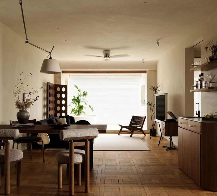 凯旋新世界(图1)