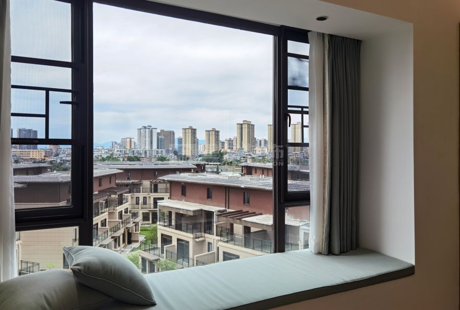 碧桂园200平精装翻新现代简约实景(图19)