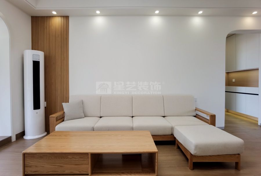 贺江幸福里13-03户型原木风实景(图4)