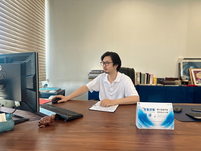 金螳螂穆恩典 - 副本.jpg 金螳螂穆恩典 - 副本.jpg