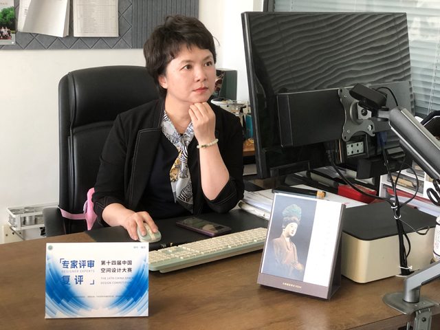 冼宁 冼宁 - 副本.jpg