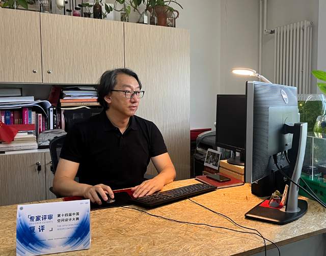 张伟2.jpg 张伟2.jpg