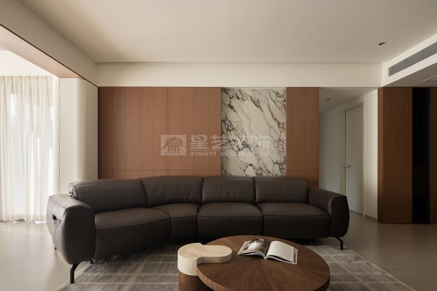 195方的大气现代原木风(图2)